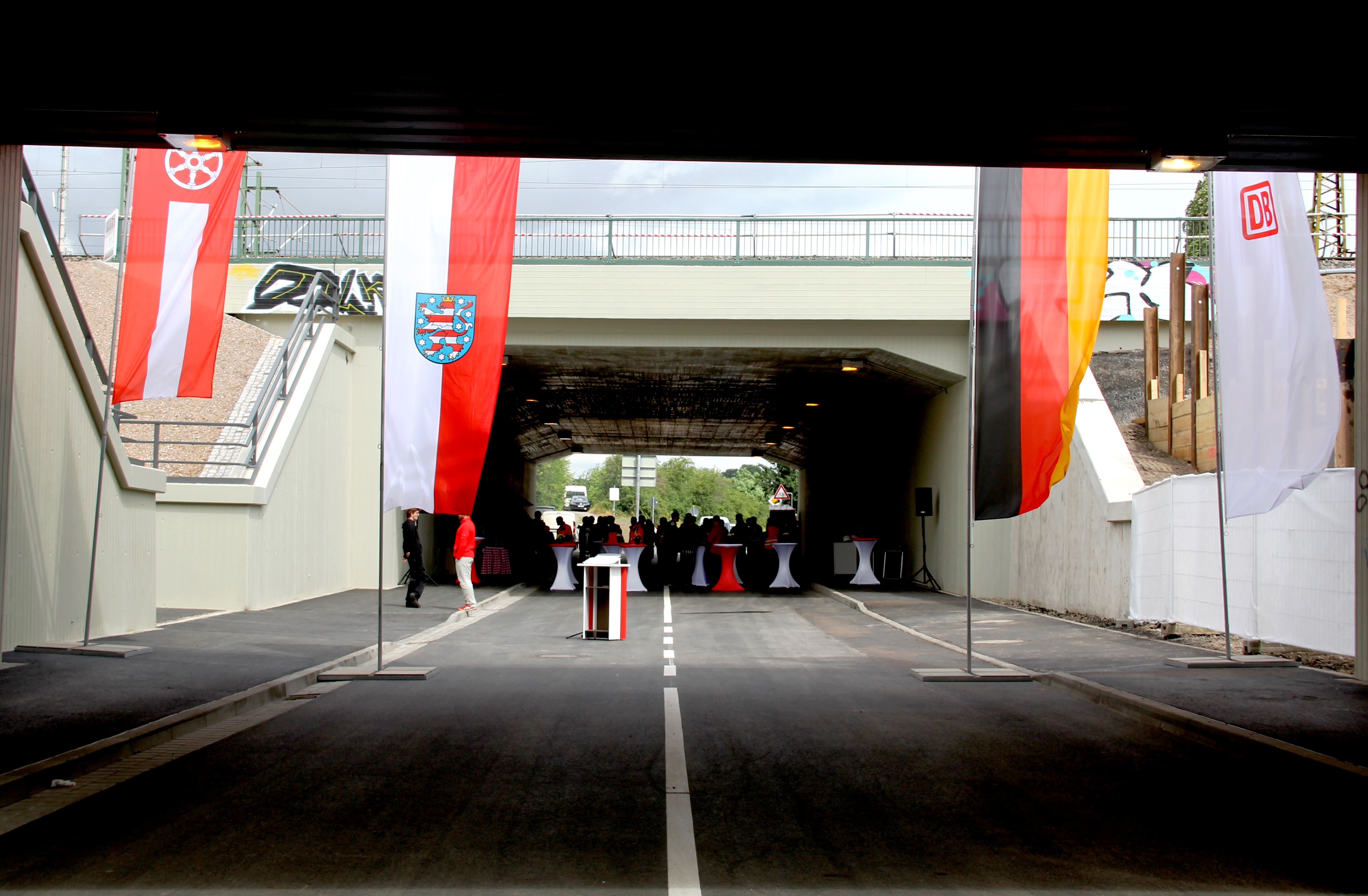 VDE8. Knoten Erfurt. Das ehemalige "schwarze Loch" jetzt weit und licht.